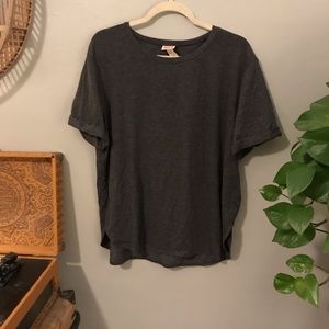Grey t-shirt